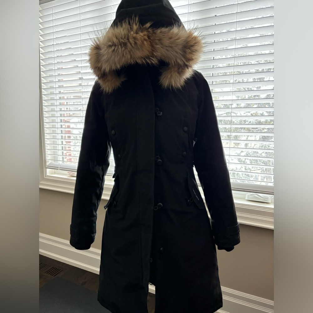 Canada Goose Kensington Parka (small)